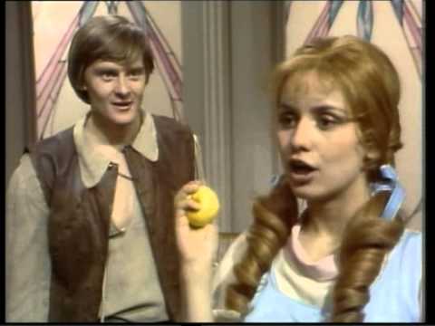 O Ptáku Ohniváku (1980)